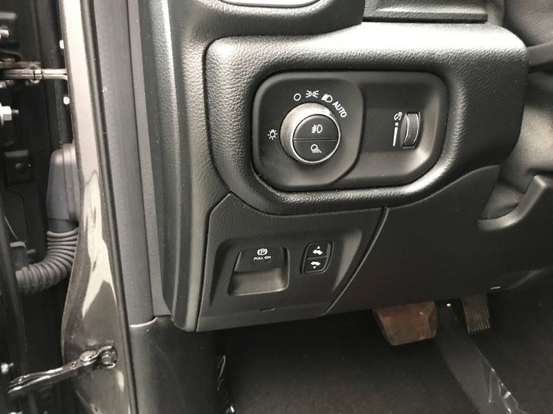 Used 2021 RAM 1500 Big HornImage 4