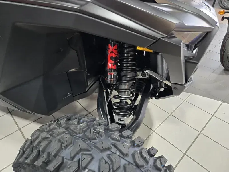 2025 Polaris RZR PRO R 4 ULTIMATE SUPER GRAPHITE Image 16
