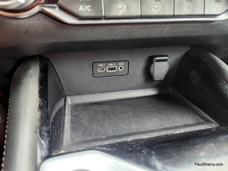 Used 2023 Nissan Altima 2.5 SV