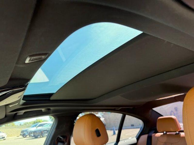 Used 2023 BMW 5 Series 540iImage 19