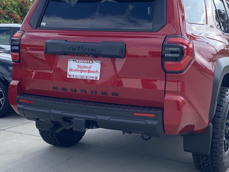 2025 Toyota 4Runner SR5Image 4