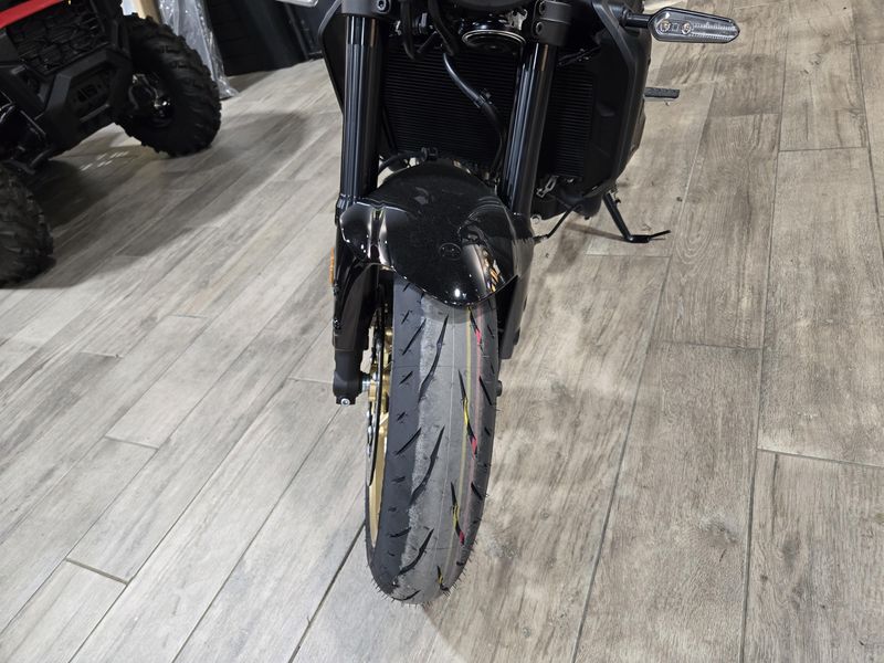 New 2025 Yamaha XSR900 RAVEN Image 20
