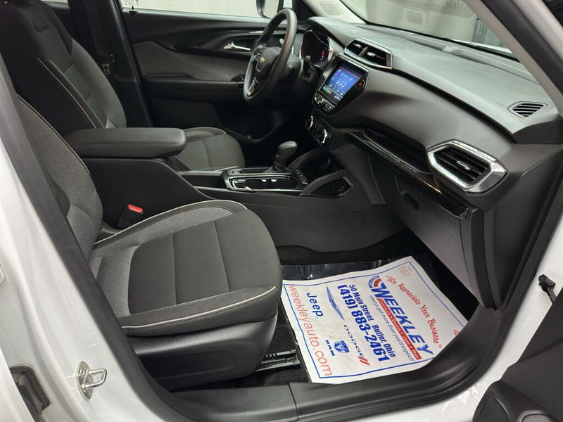 Used 2023 Chevrolet Trailblazer LTImage 18