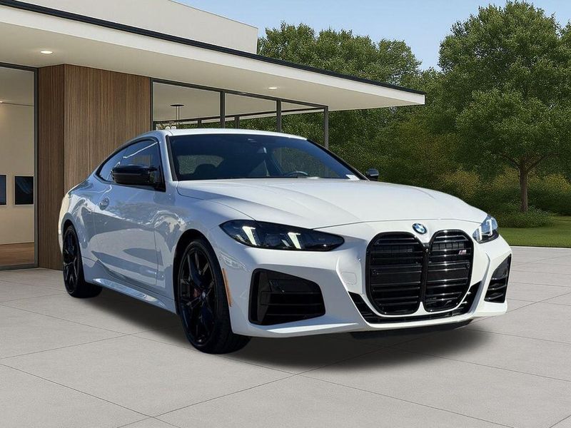 Used 2025 BMW 4 Series M440iImage 4