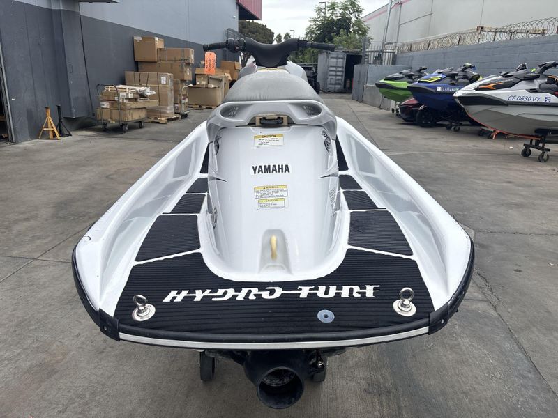 Used 2000 Yamaha GP800 Image 11