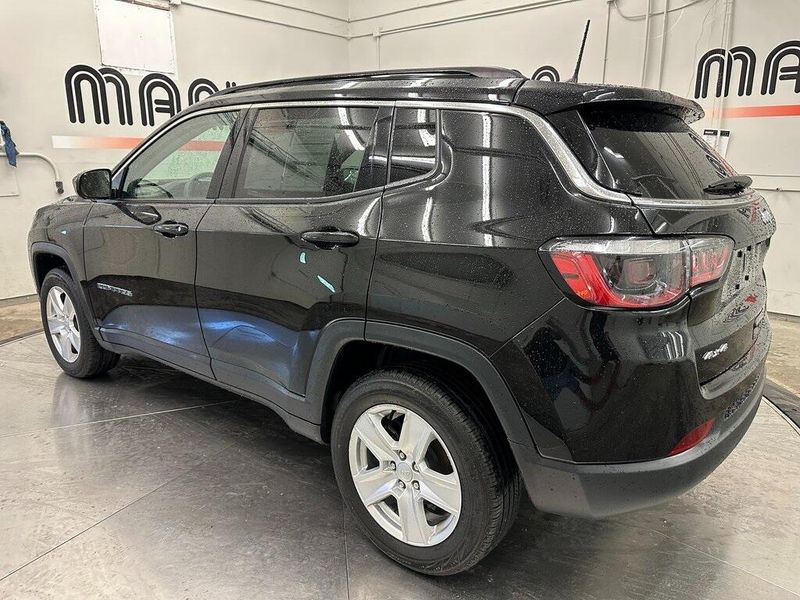 2022 Jeep Compass LatitudeImage 12