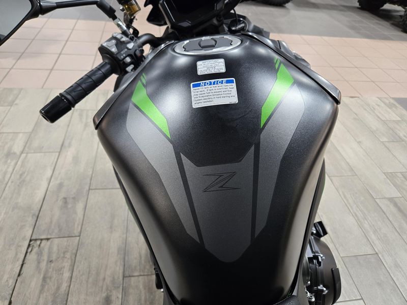 NEW 2026 KAWASAKI Z900 SE ABS Image 19