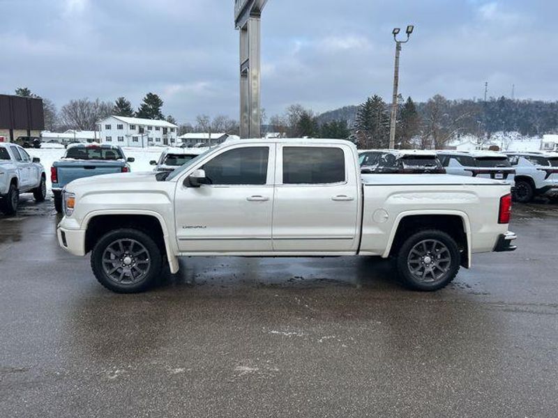 2015 Gmc Sierra 1500 Denali photo 2