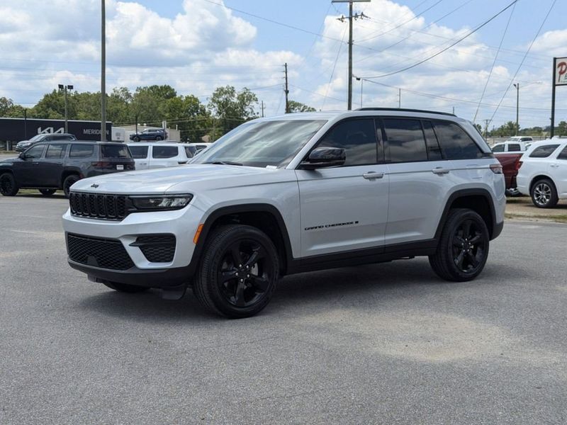 2024 Jeep Grand Cherokee Altitude 4x2Image 7