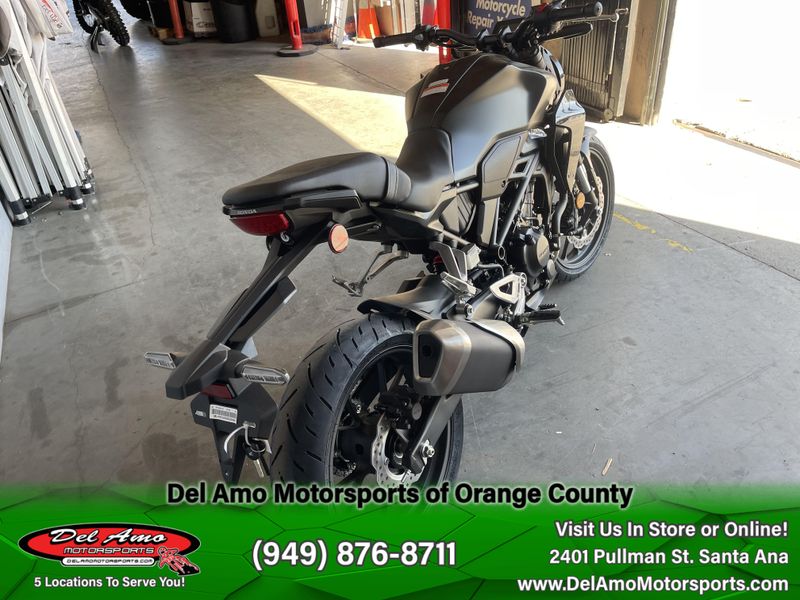 2025 Honda CB300R ABS Image 14