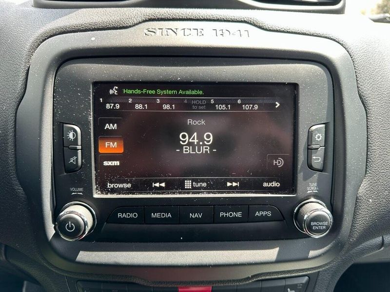 2016 Jeep Renegade TrailhawkImage 5