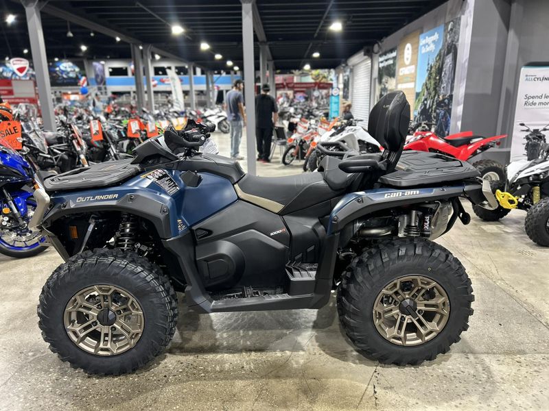 New 2025 Can-Am OUTLANDER MAX LIMITED 1000R Image 8