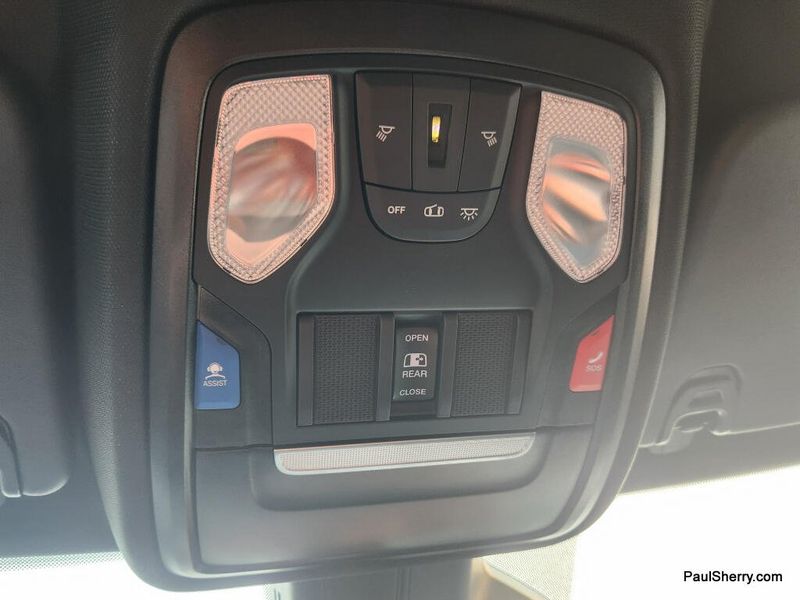 New 2026 RAM 1500 Warlock Crew Cab 4x4 5'7' Box