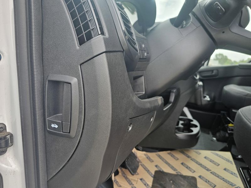 New 2025 RAM ProMaster Cargo Van TradesmanImage 14