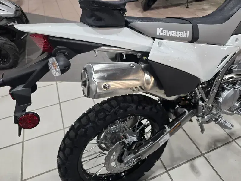 NEW 2026 KAWASAKI KLX300 Image 12