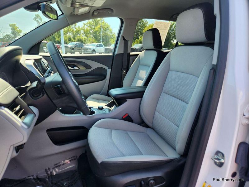 Used 2023 GMC Terrain SLE