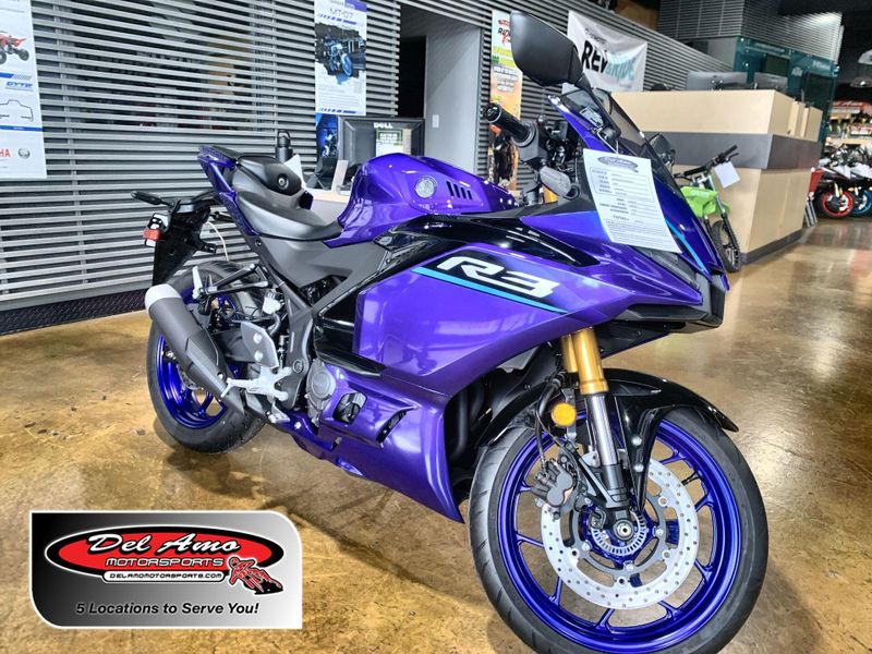 New 2026 Yamaha YZF-R3 ABS Image 1