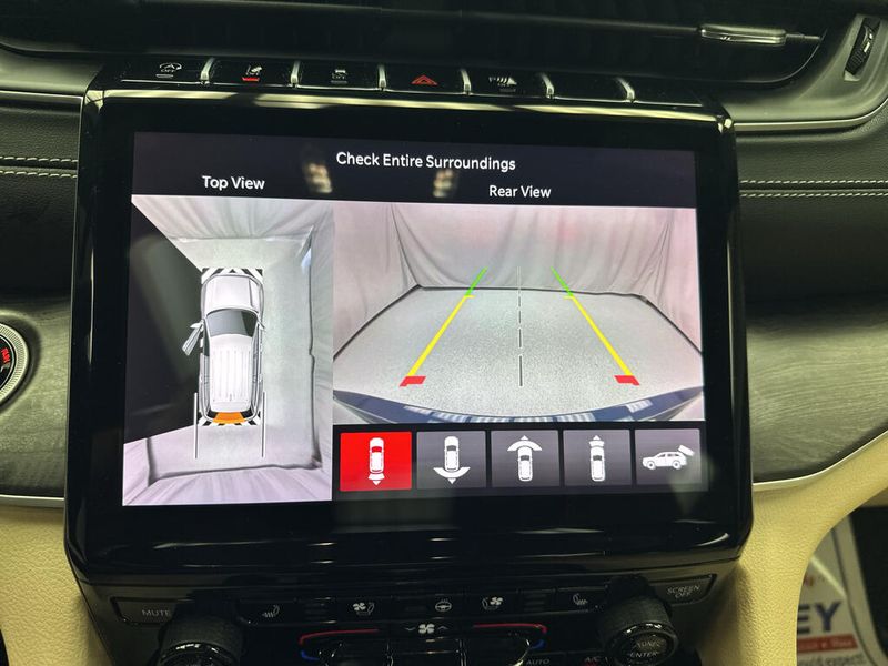 Used 2024 Jeep Grand Cherokee LimitedImage 12