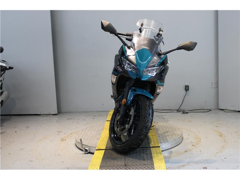 Used 2021 Kawasaki NINJA 650 Image 2