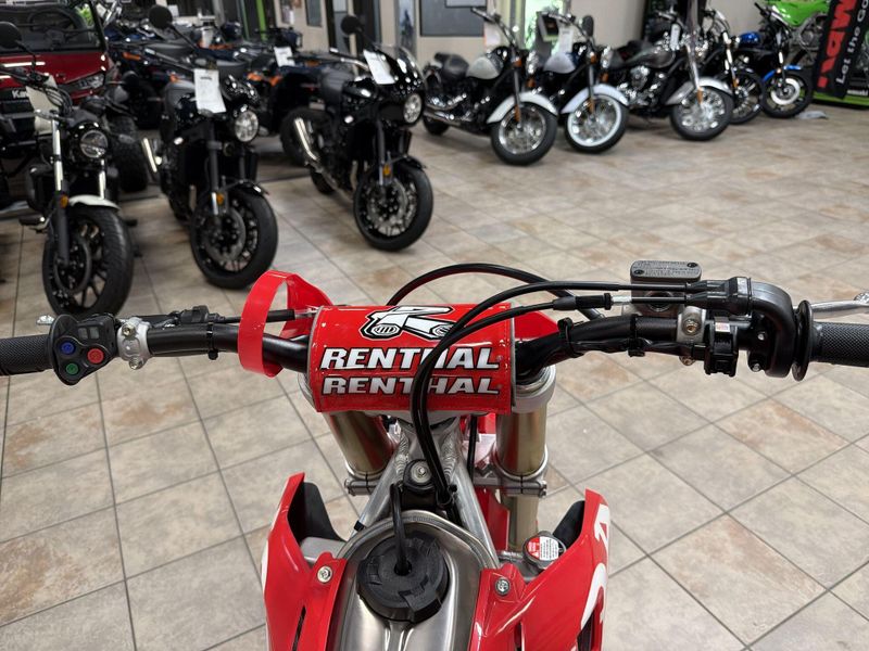 New 2027 Honda CRF250R Image 24