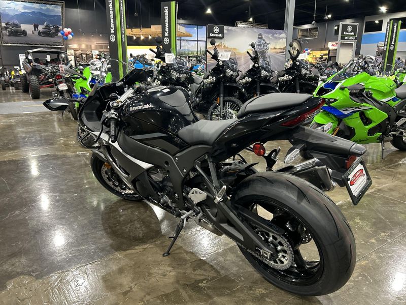 New 2026 Kawasaki NINJA ZX-10R ABS Image 17