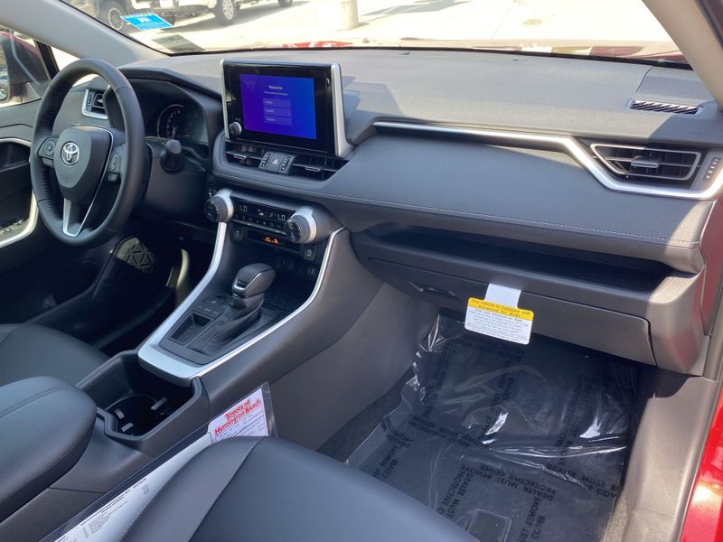 New 2025 Toyota RAV4 XLE PremiumImage 8