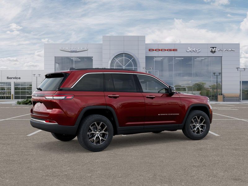 New 2025 Jeep Grand Cherokee Limited 4x4Image 44