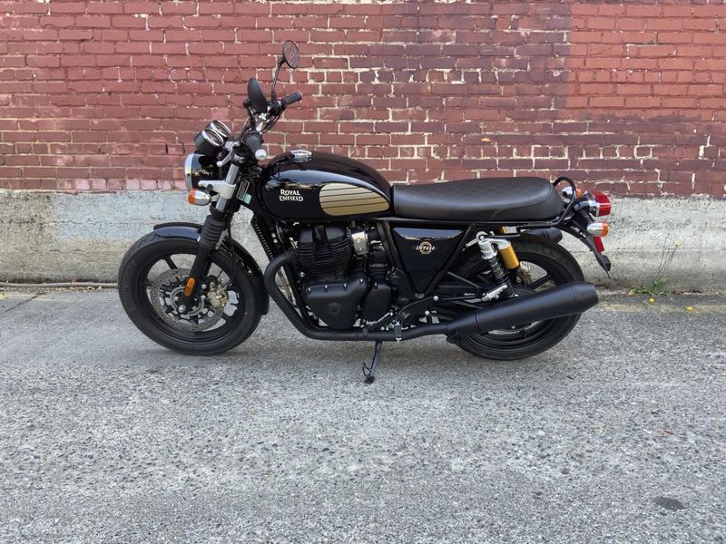 New 2024 Royal Enfield INT 650 