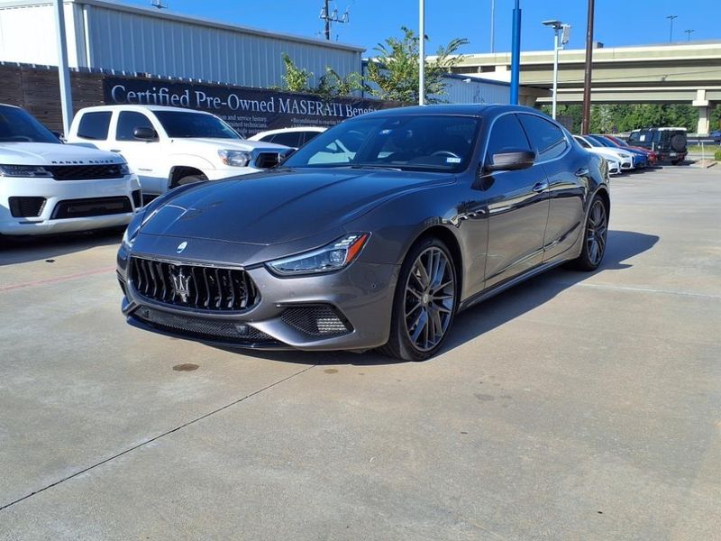 Used 2022 Maserati Ghibli Modena Q4Image 11