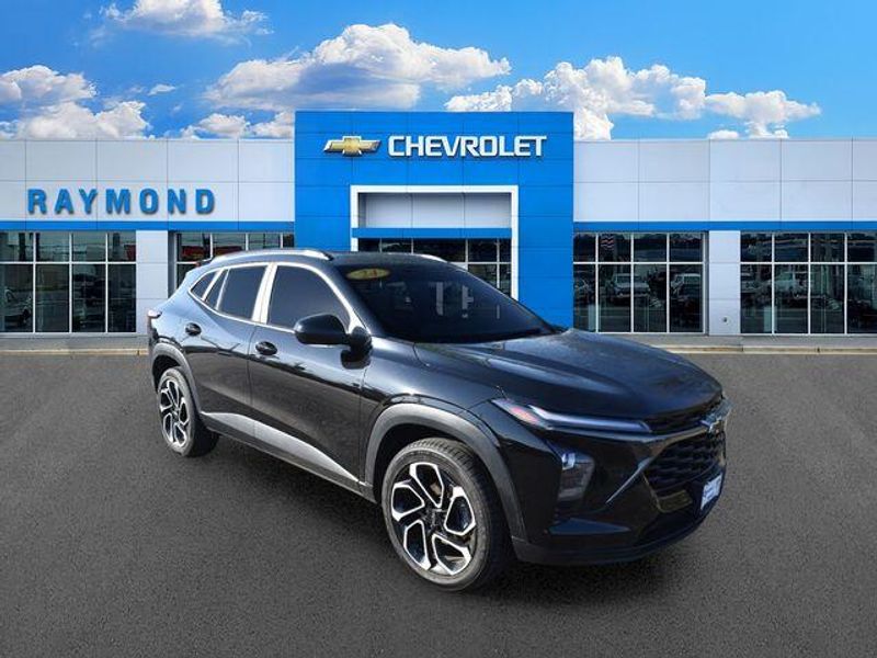 Used 2024 Chevrolet Trax 2RSImage 11