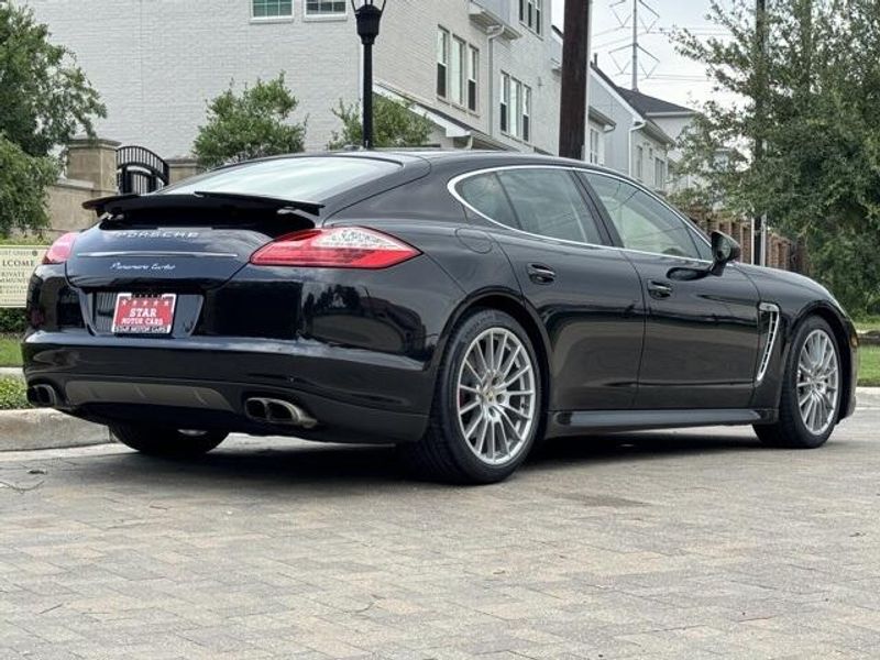 2011 Porsche Panamera TurboImage 15