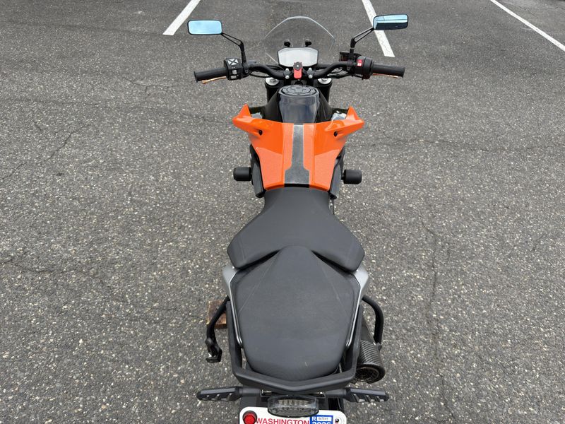 2023 KTM Duke 790 
