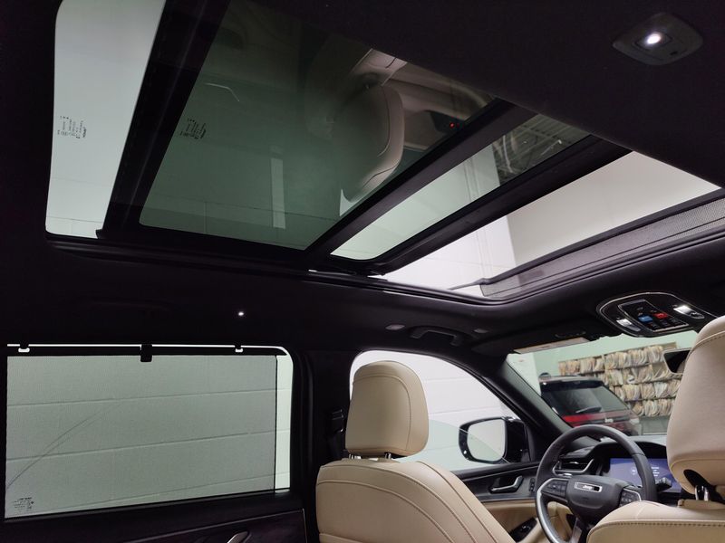 2024 Jeep Grand Cherokee L Limited Black 4x4 w/Suroof/Lux Tech IIImage 7