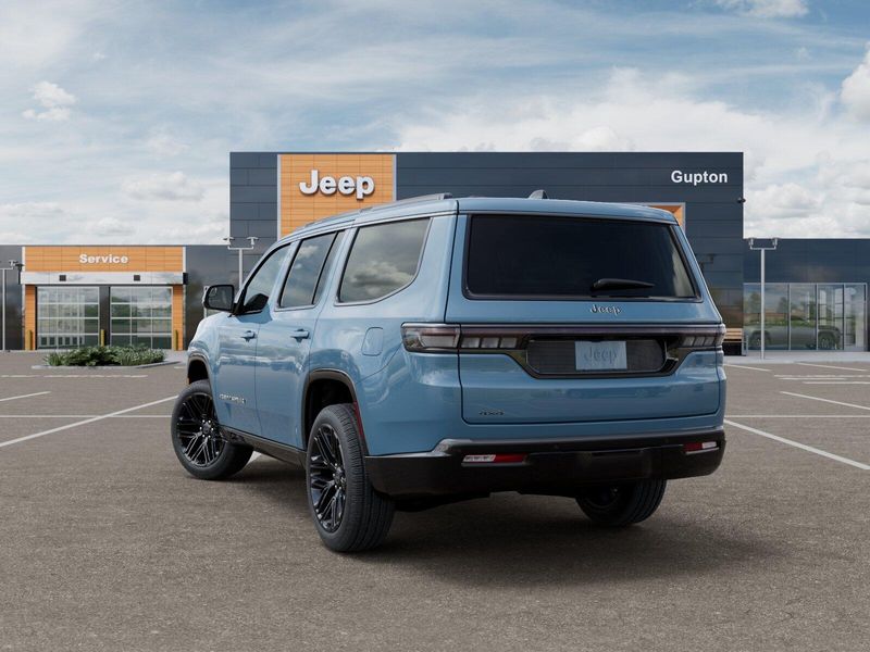 2026 Jeep Grand Wagoneer Limited Reserve 4x4Image 29