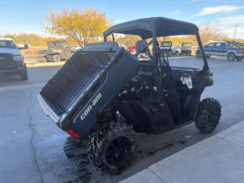 New 2025 Can-Am DEFENDER XT 64 HD10 