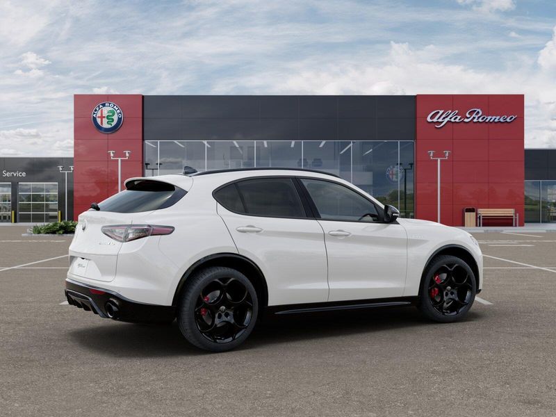New 2025 Alfa Romeo Stelvio AwdImage 28