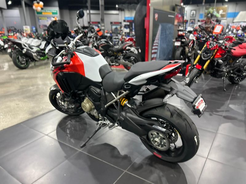 New 2025 Ducati MULTISTRADA V4 RS Image 19