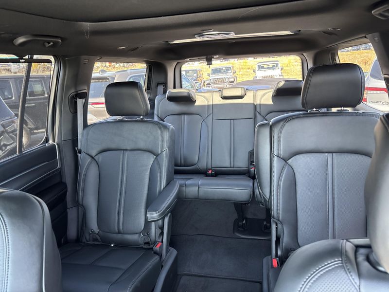 2026 Jeep Grand Wagoneer Limited Reserve 4x4Image 45