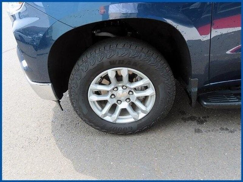 Used 2022 Chevrolet Silverado 1500 LTImage 4