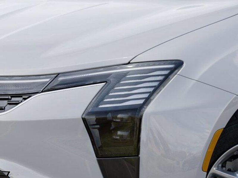 New 2027 Chrysler Pacifica SelectImage 10