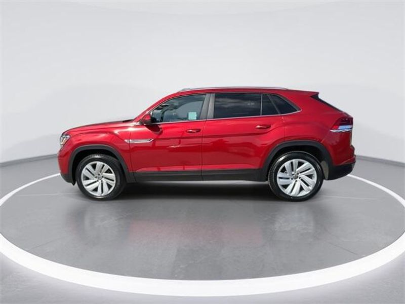 Used 2020 Volkswagen Atlas Cross Sport 2.0T SE w/TechnologyImage 5