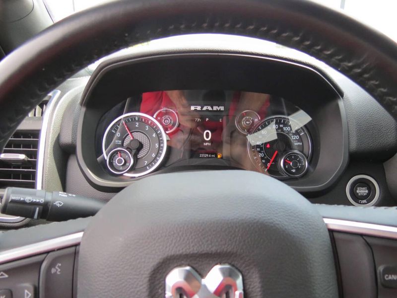 Used 2024 RAM 2500 Big Horn 4x4 4dr Crew Cab 6.3 ft. SB PickupImage 15