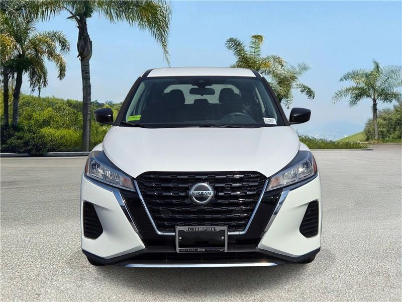 Used 2021 Nissan Kicks S FWD