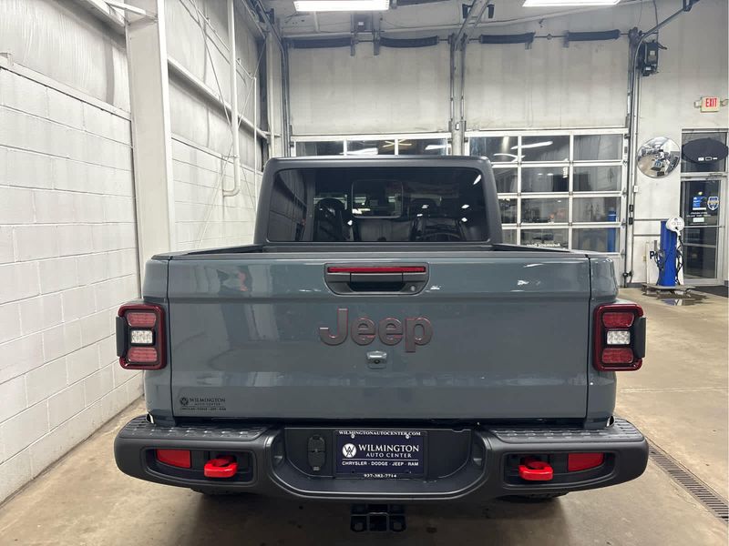 2025 Jeep Gladiator Rubicon photo 4