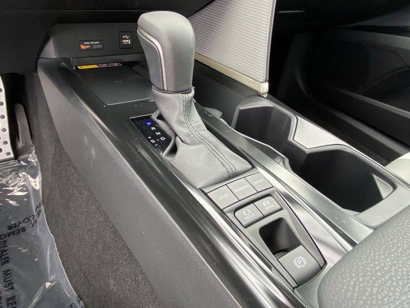 2025 Toyota Camry Image 18