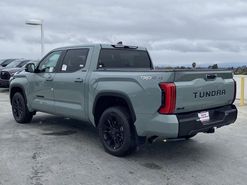 New 2025 Toyota Tundra Limited HybridImage 5