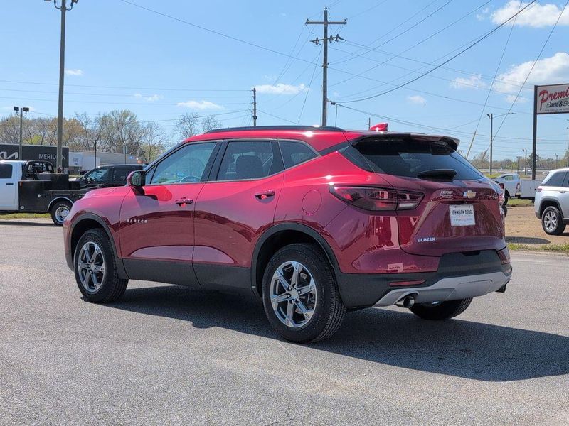 Used 2023 Chevrolet Blazer LTImage 5