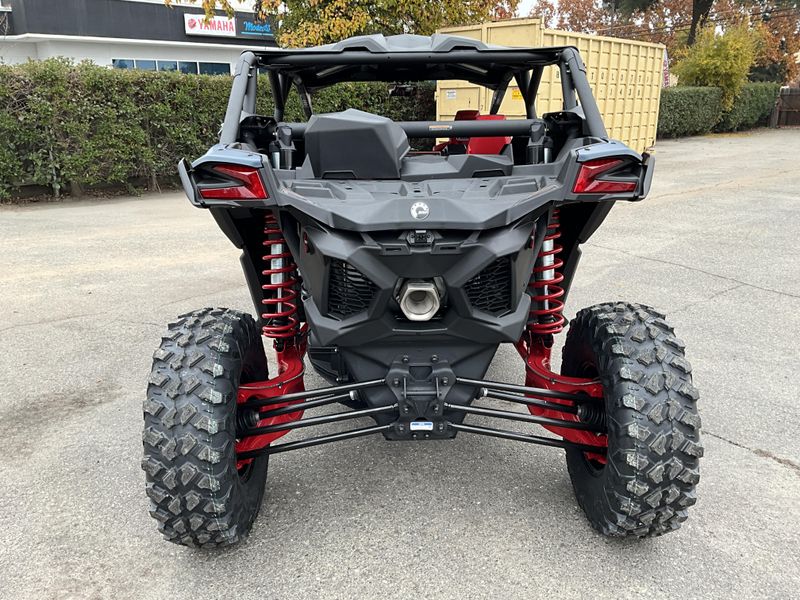 New 2026 Can-Am MAVERICK MAX XDS 64 TURBO RR Image 6