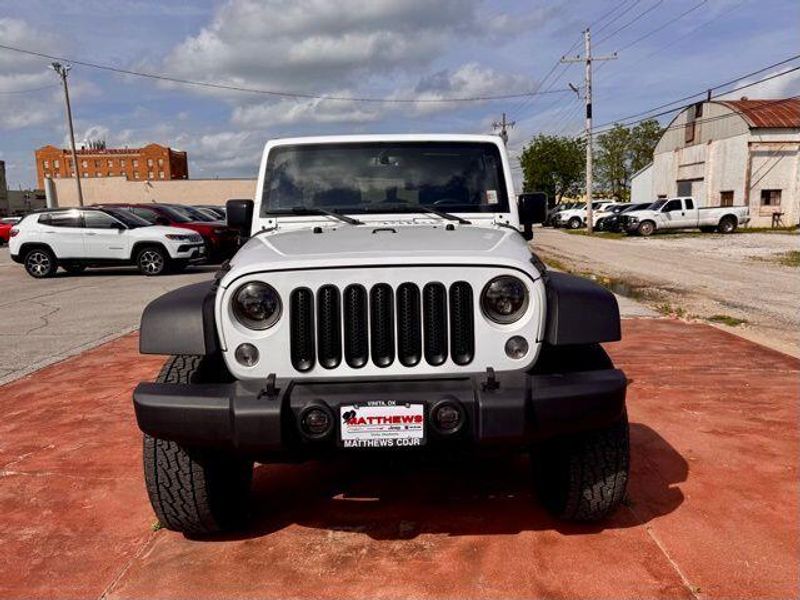 Used 2017 Jeep Wrangler Unlimited SportImage 2
