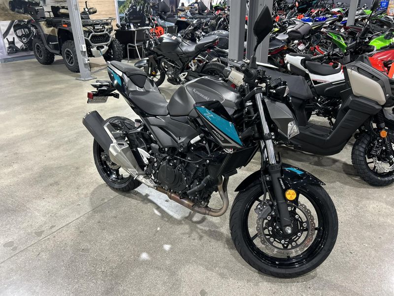 Used 2023 Kawasaki Z400 ABS Image 2